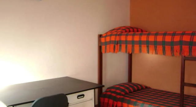 Hostal Nassau, Забронировать Отель La Floresta Кито, рядом с Del Arbolito Park