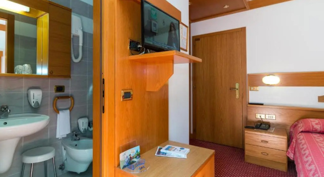 Одноместный номер Standard с балконом Hotel Bellavista