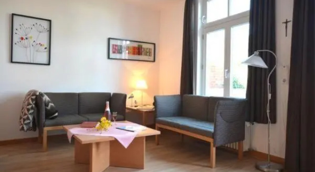 Gaestehaus-St-Josef-9, Забронировать Отель Отели Боркум 4 звезды, рядом с Drachensport, 4*