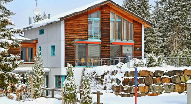 Коттедж Golden Peaks Ferienhaus