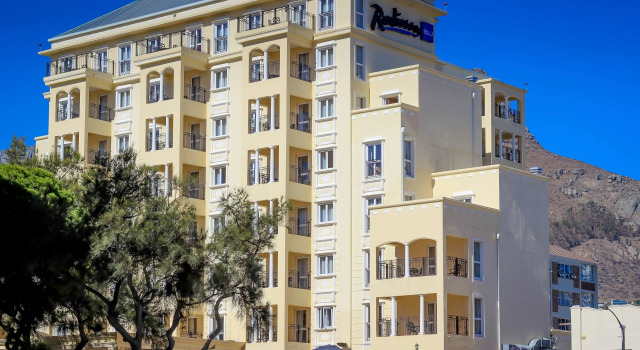 Radisson Blu Le Vendome Hotel, Cape Town