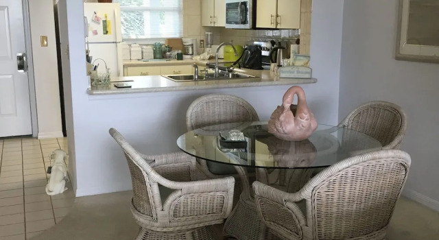 Апартаменты Comfort Eagle Cay Condo