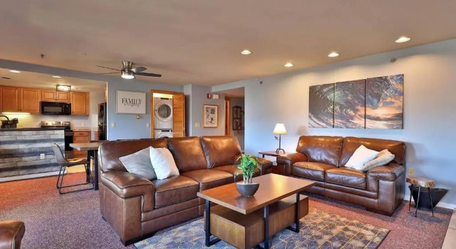 Beautiful 2 Bedroom Condo - Highridge B6, Varaa Hotelli Hotellit New England uima-altaalla, Uima-allas