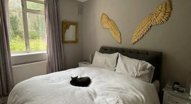 Cosy & Chic 1BD Flat - 6 Minutes to Notting Hill!, Забронировать Отель Лондон Большой Лондон, рядом с The Reel Poster Gallery