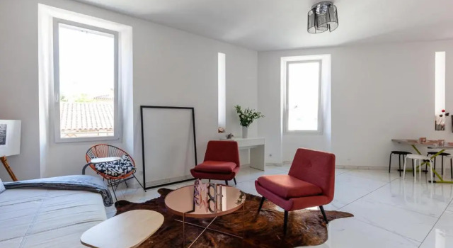 Апартаменты Alpinias Bed and Breakfast