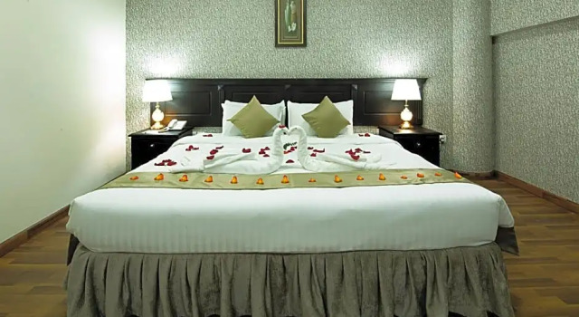Полулюкс City Point Hotel