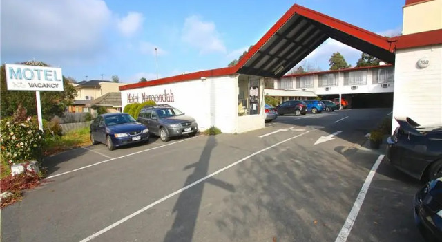 Кровать в общем номере Motel Maroondah