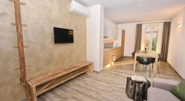 Verdeulivo Relax Home - Ruculì Hospitality, Забронировать Отель Бизнес-отели озера Гарды, 4* 5*