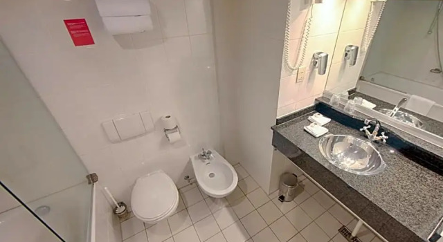Номер Leonardo Hotel Utrecht City Center