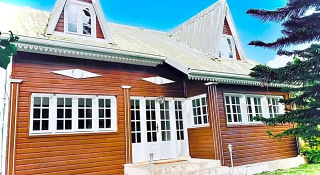 Le Lodge De Dos D'Âne, Брондау Қонақ үй Saint-Denis бассейні бар қонақ үйлер, Жүзу бассейні