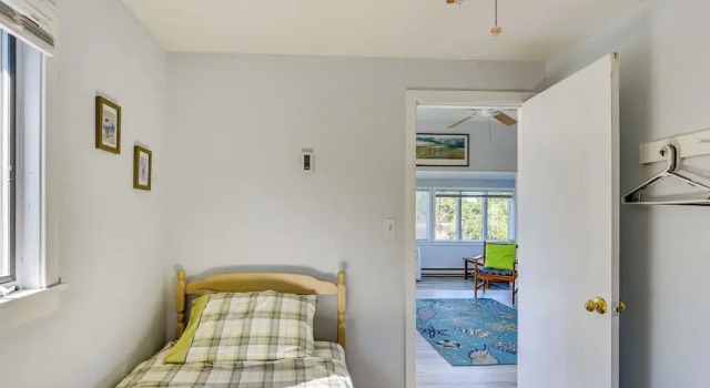 Коттедж Quaint Coastal Cottage With Patio!
