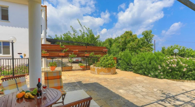 Вилла Villa Aphrodite Finiki
