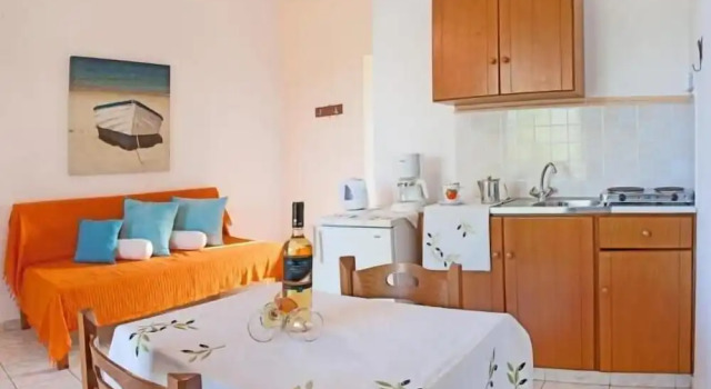 Апартаменты с балконом и с видом на море Argo Apartments