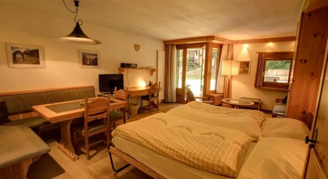 Chesa Munteratsch 1-Zimmerwohnung 107 Typ B, Book Hotel Silvaplana 