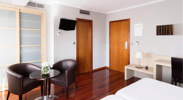 Двухместный номер Standard Hotel Valencia
