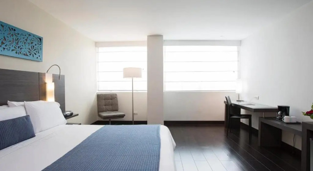 Номер Standard Hotel bh El Poblado