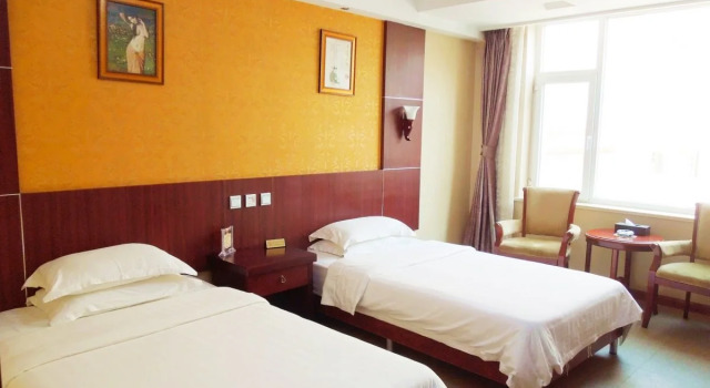 Huayu Hotel