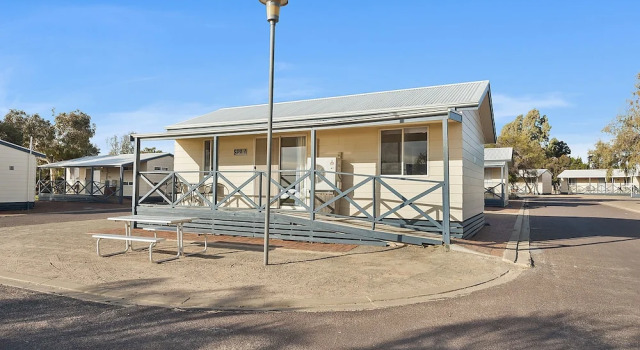 Номер Standard с 2 комнатами с балконом Port Broughton Tourist Park
