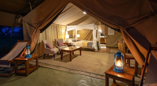Тент Serengeti Woodlands Camp