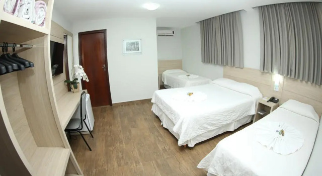 Hotel Santa Maria by RB Hotelaria, Забронировать Отель Отели Кампу-Моран с завтраком, Завтраки