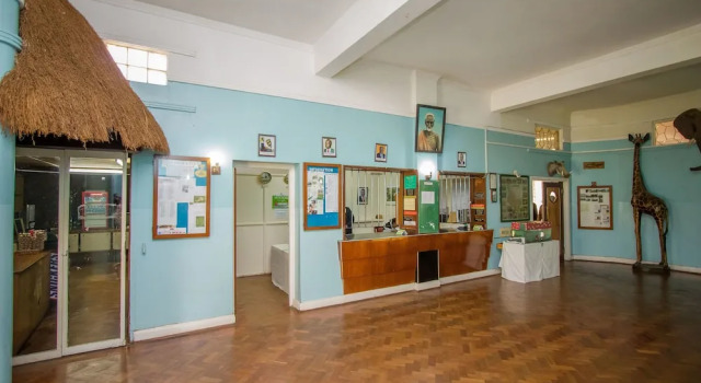 Tea Hotel Kericho, Rezervovat Hotel Hotely v Kericho s parkováním, Parkování