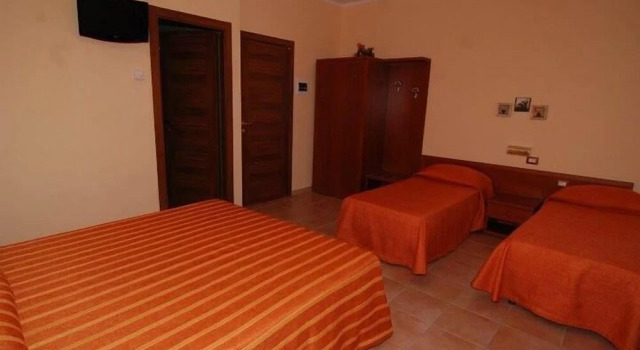 Четырёхместный номер Standard с балконом Affittacamere Villa Bisceglia