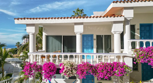 Mar del Cabo By Velas Resorts