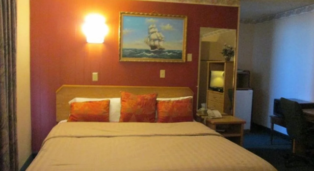 Town Chalet Motel, Забронировать Шале Лонгвью Вашингтон