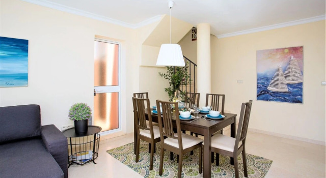 Spectacular views 2 Bed Duplex Penthouse JD31