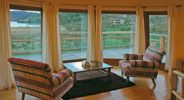 Люкс с балконом Hacienda Tres Lagos