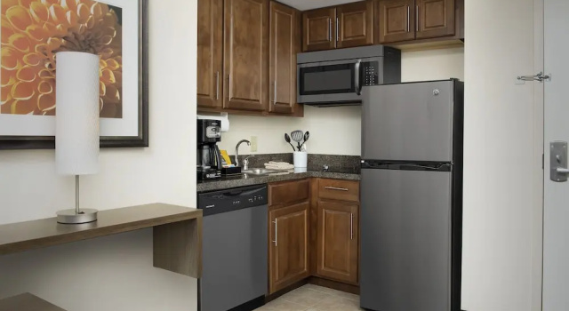 Одноместный люкс с 2 комнатами Staybridge Suites Greenville I-85 Woodruff Road by IHG