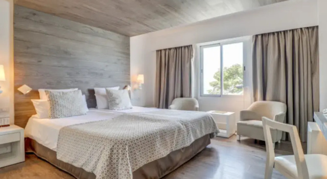Одноместный номер Standard Hotel Illa dOr & Club Apts Sup