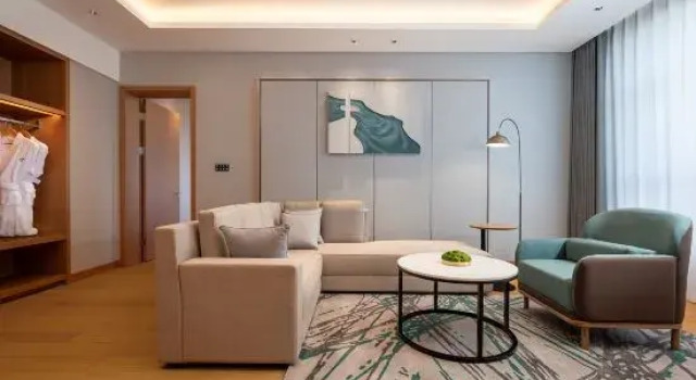 Holiday Inn Weinan High-Tech Zone by IHG, Prenota Hotel Weinan Shaanxi