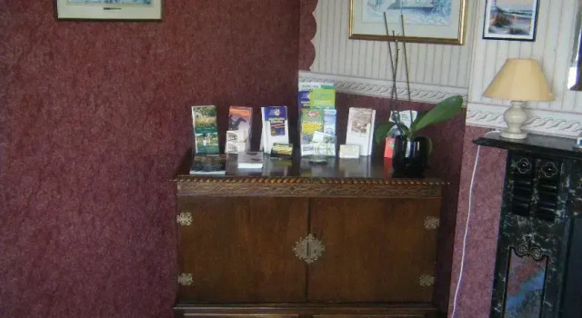 Attyrory Lodge Tourist Accommodation, Boek Mini-hotel Mini-hotels in Connacht, Mini-hotel