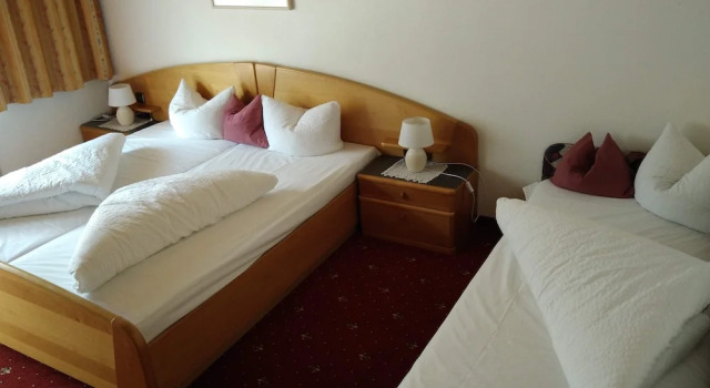 Pension Weirather