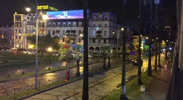 Check Inn Batumi On Rustaveli 10, Book Hotel Batumi 