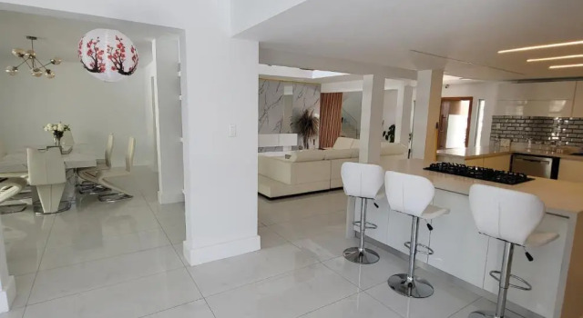 Luxury Smart Mansion 7br Heated Pool11000 sq ft Home