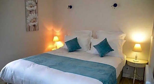 Трёхместный номер Standard с видом на сад Domaine de Presle Saumur, The Originals Relais