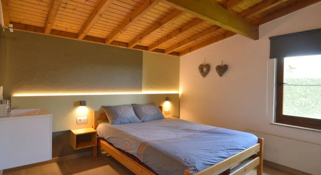 Retreat in Malmedy Hills, Забронировать Дом для отпуска Коттеджи провинции Льежа, Коттедж