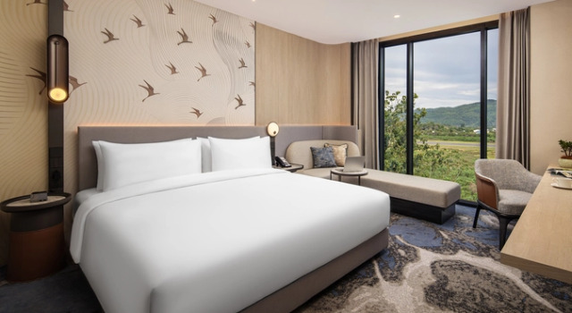Люкс c 1 комнатой Crowne Plaza Labuan Bajo by IHG