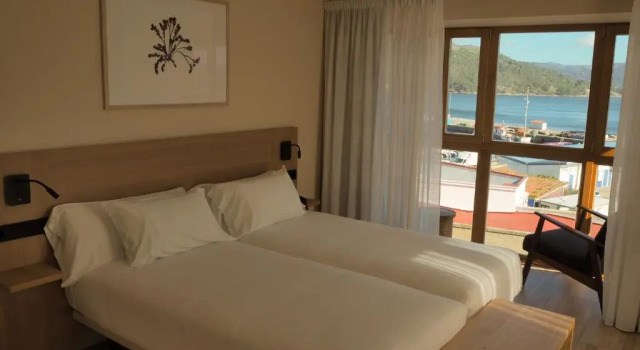 Двухместный номер Standard с видом на море Hotel do Porto