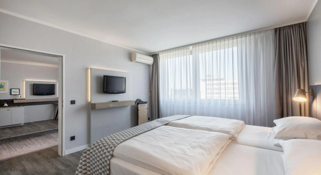 Номер Deluxe Holiday Inn Düsseldorf-Neuss by IHG