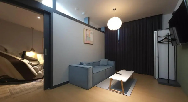 Полулюкс Brown Dot Hotel Jinju