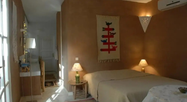 DUNEHOUSE