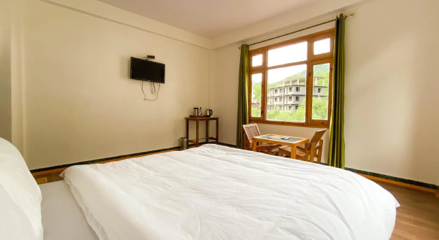 Hotel Kalpa, Boek Hotel Kalpa, Himachal Pradesh 