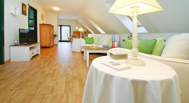 Country House by Lake Dummer With Rowing Boat, Забронировать Отель Дюммер Мекленбург-Померания