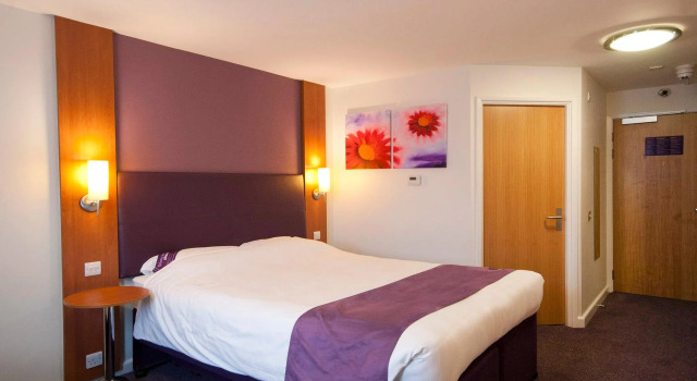 Premier Inn Glasgow Airport