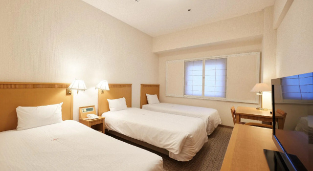 Трёхместный номер Comfort Pacific Hotel Okinawa