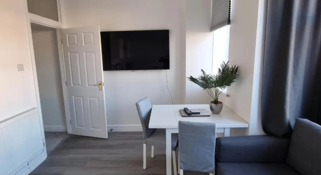 Апартаменты Цокольный этаж Granada Apartments Queens Promenade