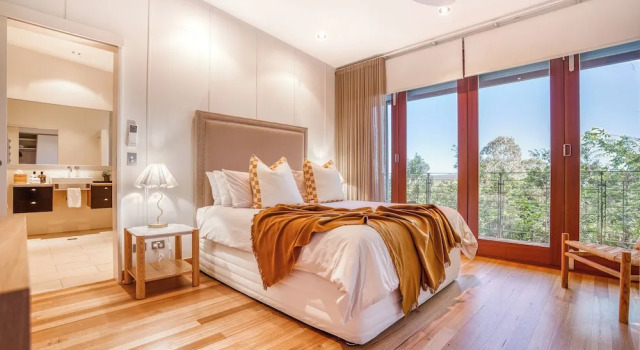 Номер Standard с балконом Noosa Residences
